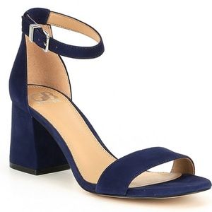 Super cute navy blue Block heels